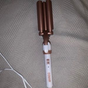 Conair Ceramic Triple Waver